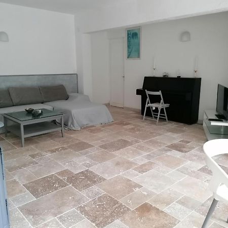 Charmant Rez De Villa Climatise Renove, 90M2 Avec Parking Cassis Buitenkant foto