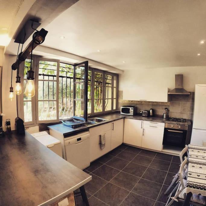 Charmant Rez De Villa Climatise Renove, 90M2 Avec Parking Cassis Buitenkant foto