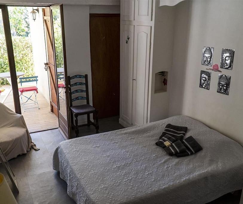Charmant Rez De Villa Climatise Renove, 90M2 Avec Parking Cassis Buitenkant foto