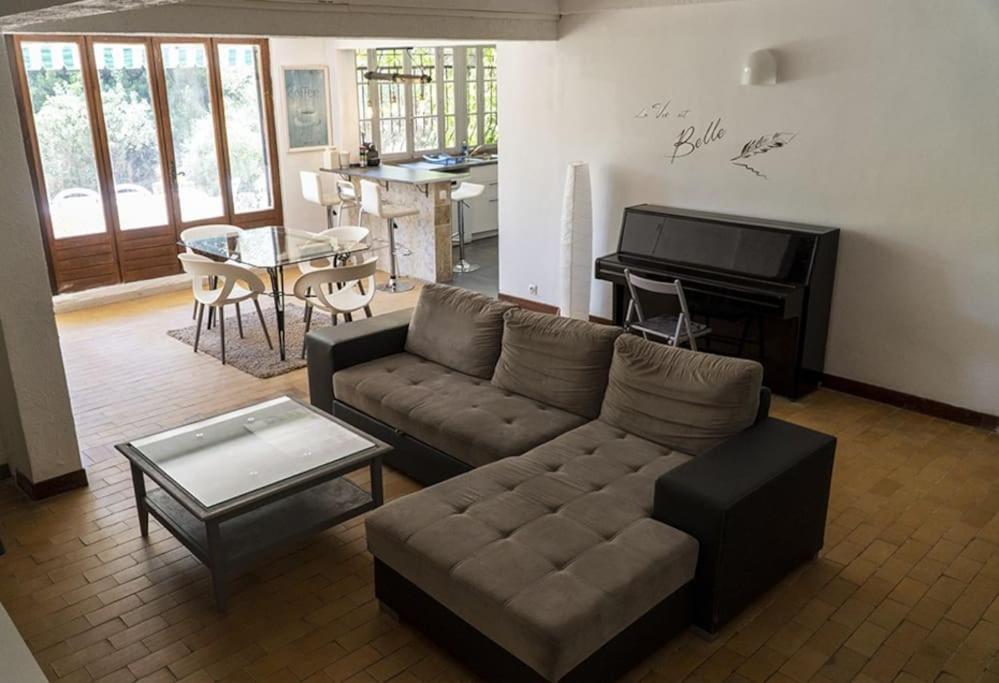 Charmant Rez De Villa Climatise Renove, 90M2 Avec Parking Cassis Buitenkant foto