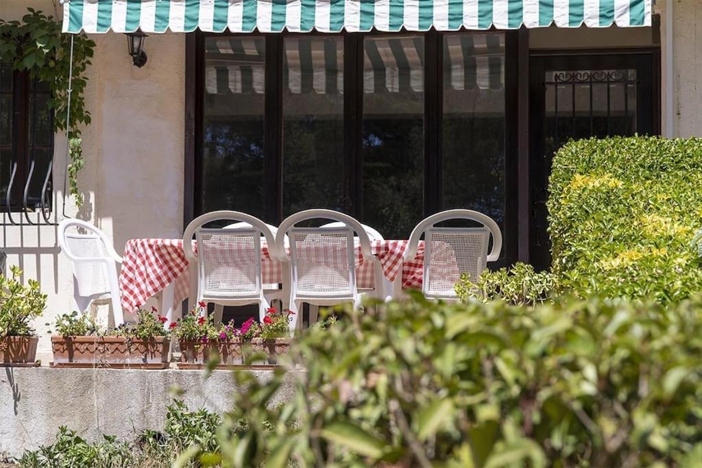 Charmant Rez De Villa Climatise Renove, 90M2 Avec Parking Cassis Buitenkant foto